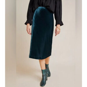 Maeve By Anthropologie Kelly Velvet Green Pull On midi Skirt Size S, Soft Casual